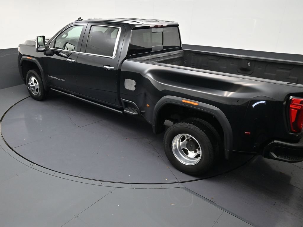 Used 2021 GMC Sierra 3500 Denali w/ Denali Ultimate Package AWD/4WD image 14