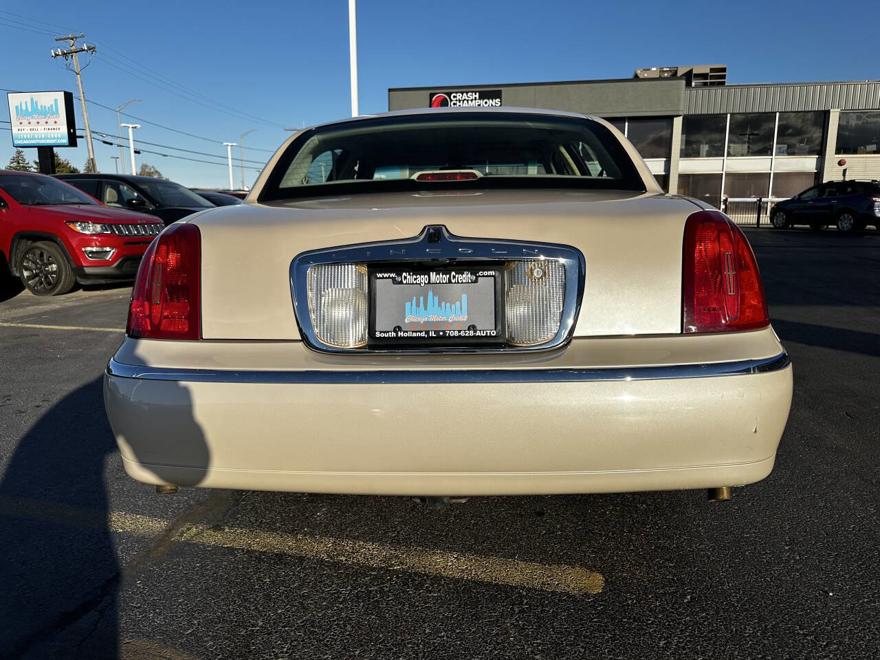 Used 2000 Lincoln Town Car Cartier image 14