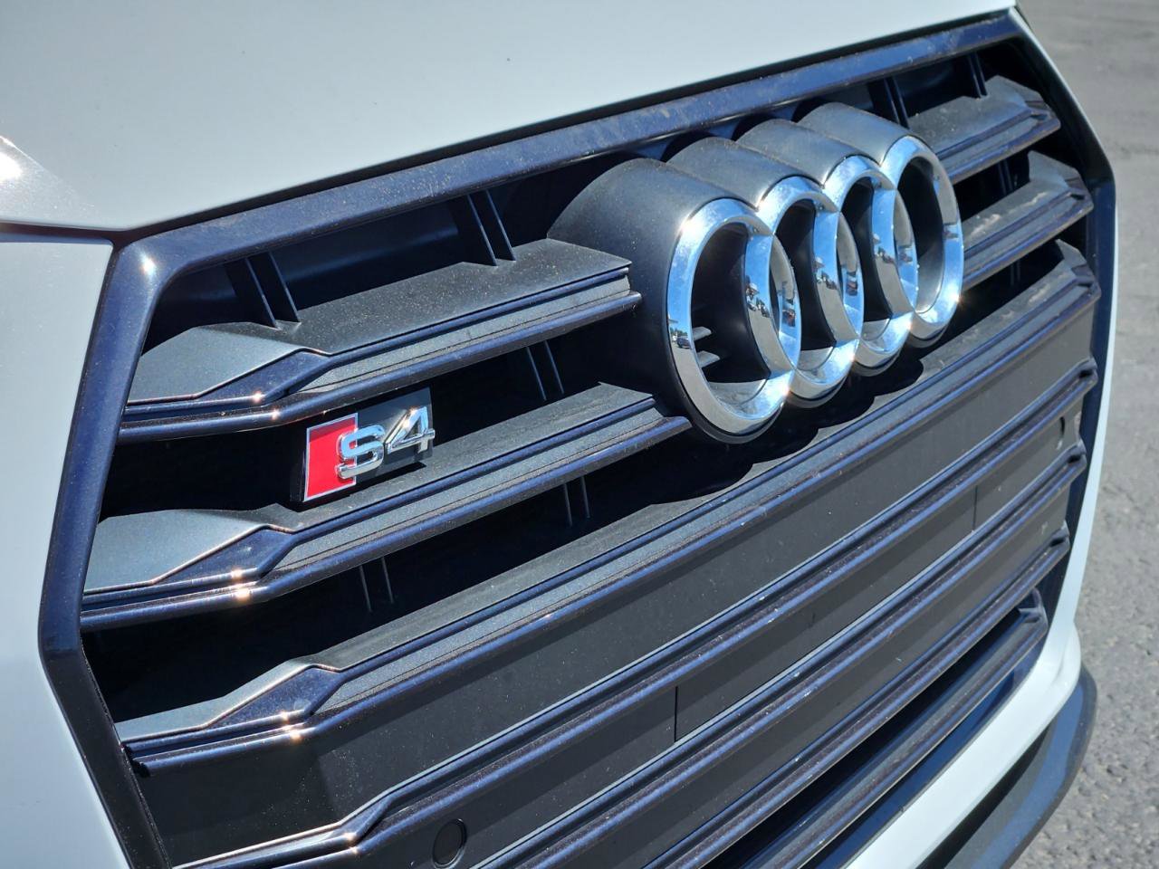Used 2019 Audi S4 Premium Plus w/ Premium Plus Package AWD/4WD image 22