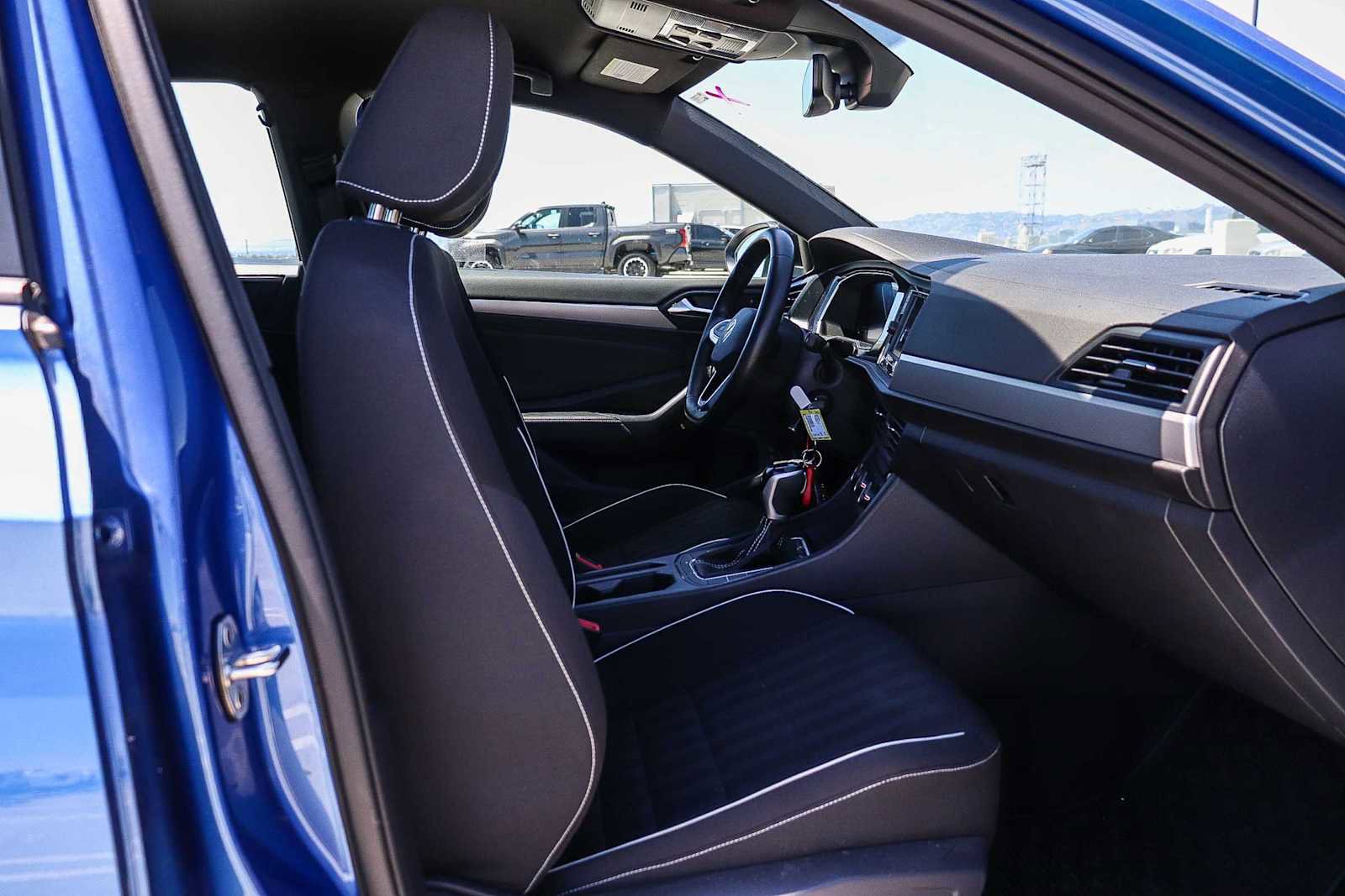 Used 2023 Volkswagen Jetta Sport FWD image 15