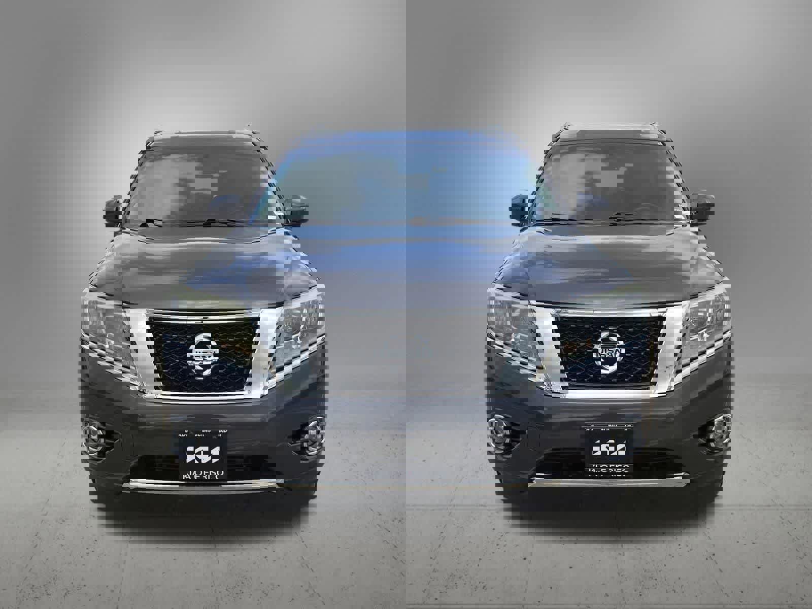 Used 2014 Nissan Pathfinder SL w/ Cargo Package FWD image 9