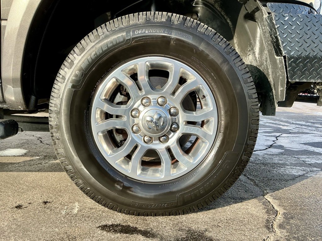 Used 2018 RAM 2500 Laramie w/ Convenience Group image 20