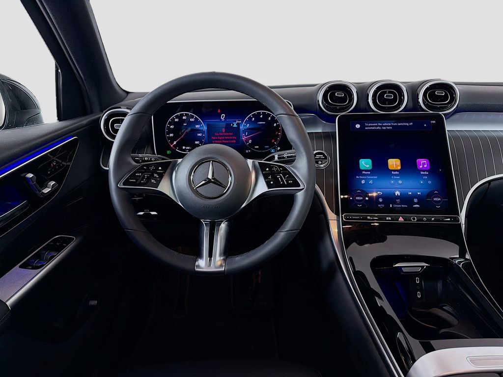 Used 2026 Mercedes-Benz GLC 300 4MATIC image 25