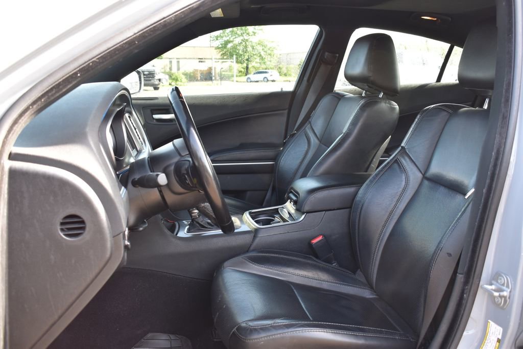 Used 2021 Dodge Charger SXT w/ Leather Interior Group RWD image 6
