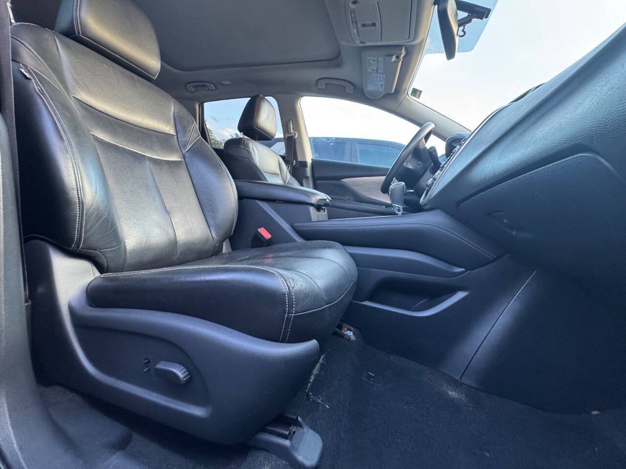 Used 2015 Nissan Murano Platinum w/ Platinum Technology Package FWD image 20