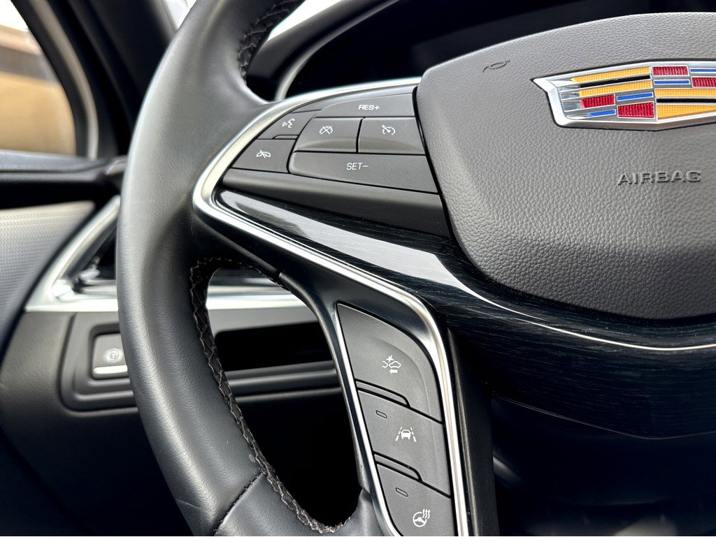 Certified 2025 Cadillac XT5 Premium Luxury image 16