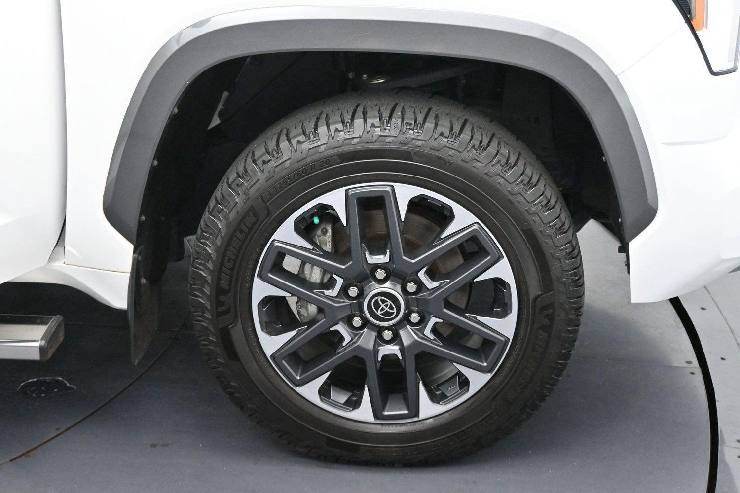Used 2023 Toyota Tundra Limited AWD/4WD image 35