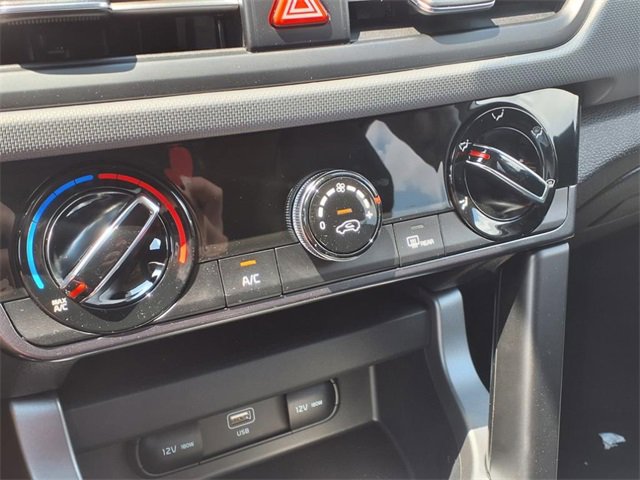 New 2025 Kia Seltos LX image 8