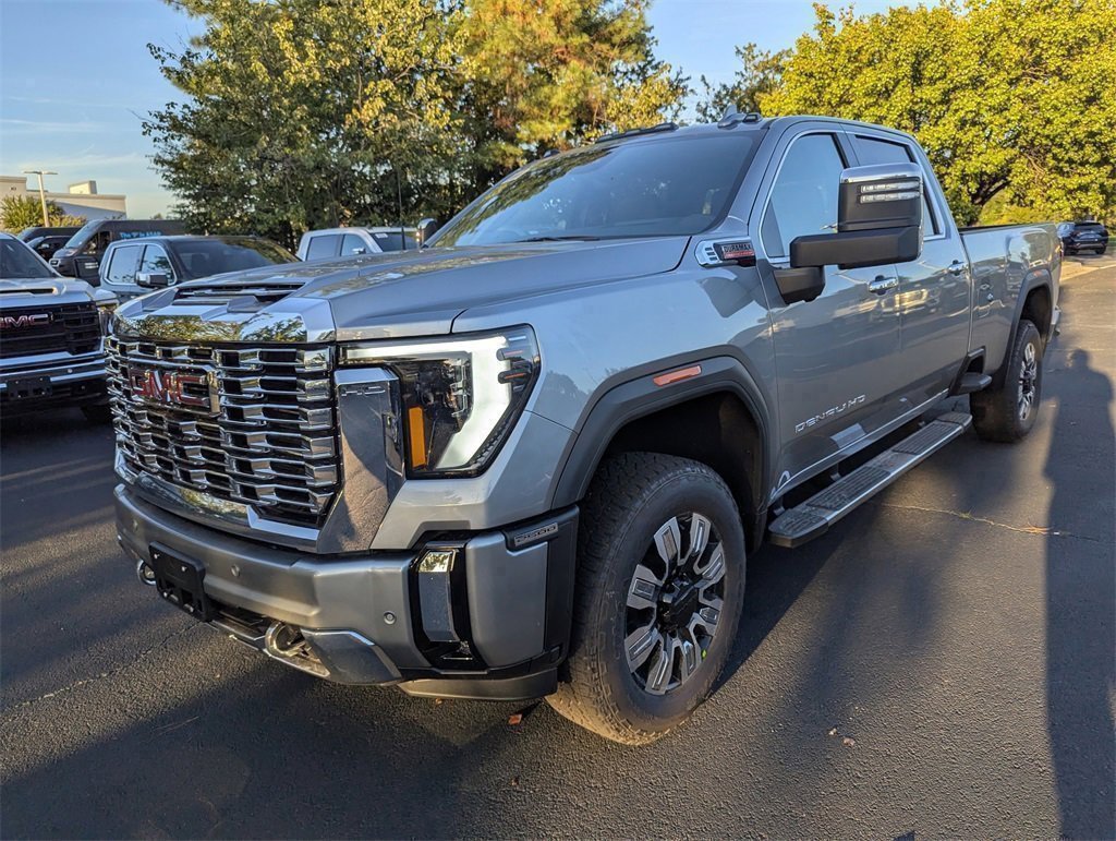 New 2026 GMC Sierra 2500 Denali w/ Denali Reserve Package image 4