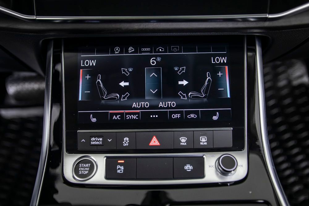 Used 2023 Audi Q8 Premium AWD/4WD image 33