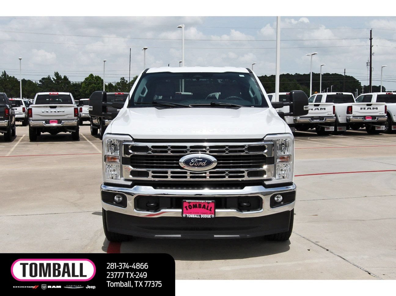 Used 2024 Ford F250 XLT AWD/4WD image 2