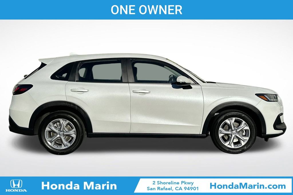 Certified 2025 Honda HR-V LX image 5