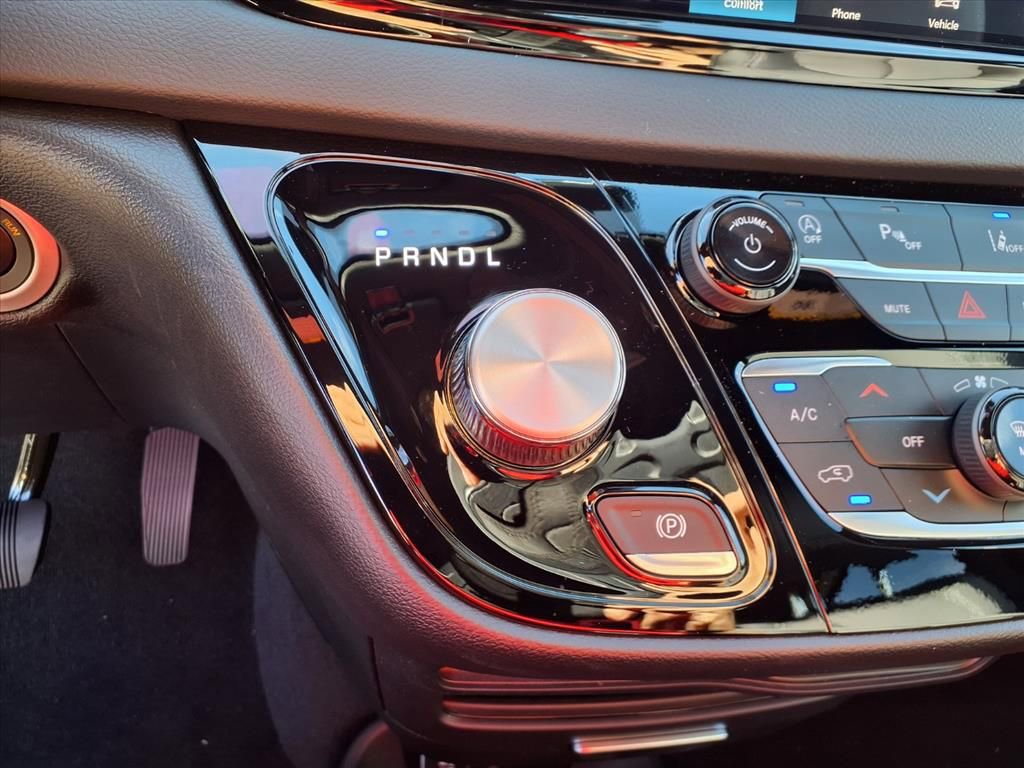 New 2026 Chrysler Voyager LX image 18