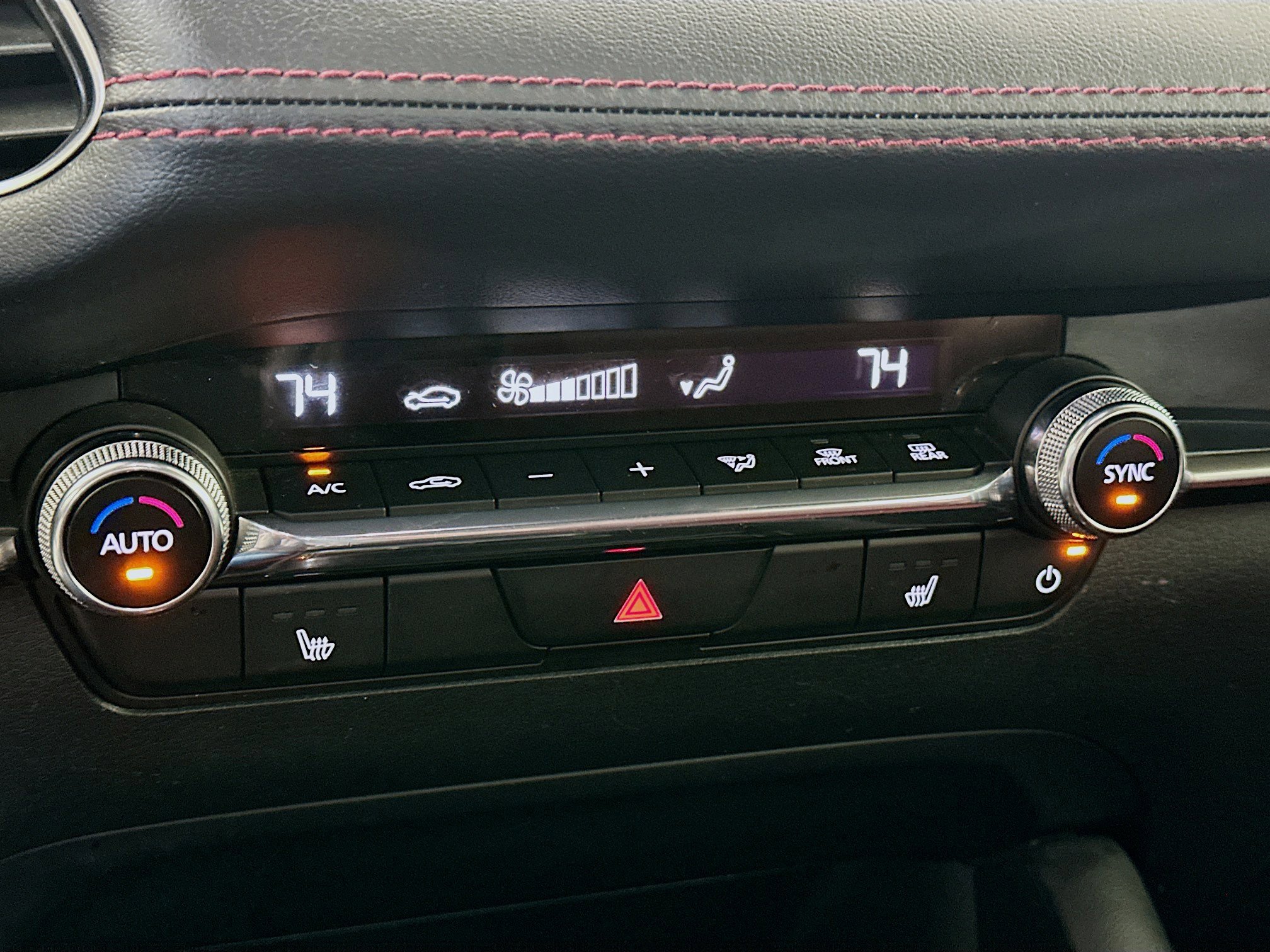 Used 2024 MAZDA MAZDA3 s image 22