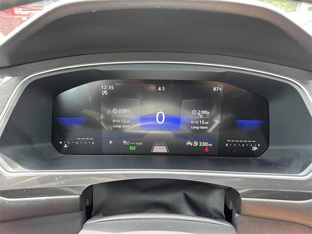 Used 2024 Volkswagen Tiguan SE image 15