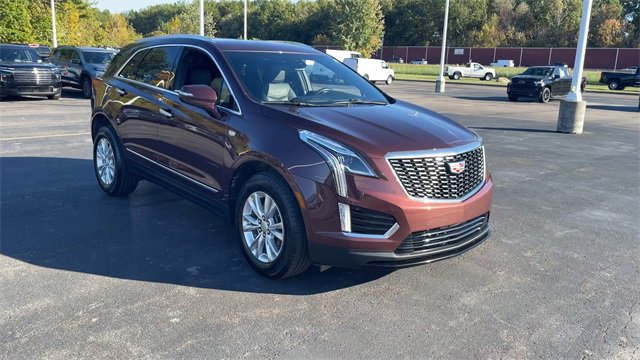 Used 2023 Cadillac XT5 Luxury image 2