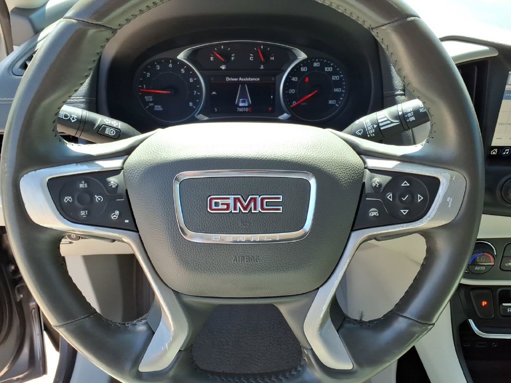 Used 2020 GMC Terrain Denali w/ Denali Premium Package FWD image 20