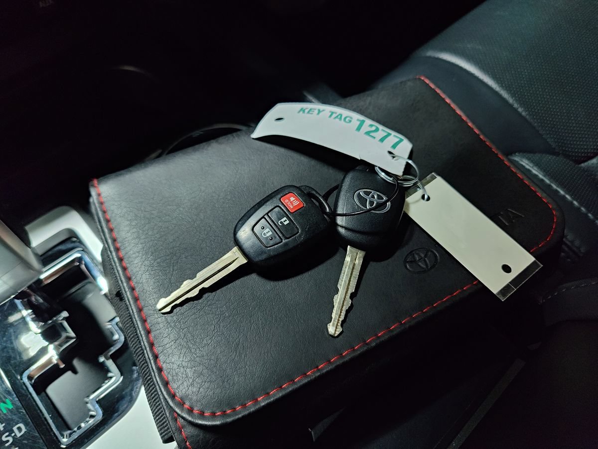Used 2019 Toyota Tundra Platinum AWD/4WD image 50