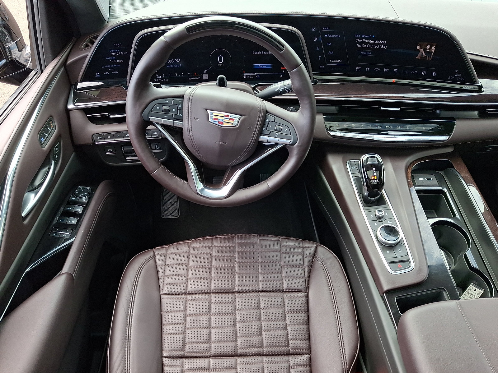Certified 2023 Cadillac Escalade ESV Sport Platinum w/ LPO, ONYX Package AWD/4WD image 11