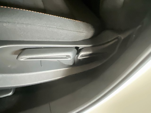 Certified 2025 Honda HR-V Sport image 13