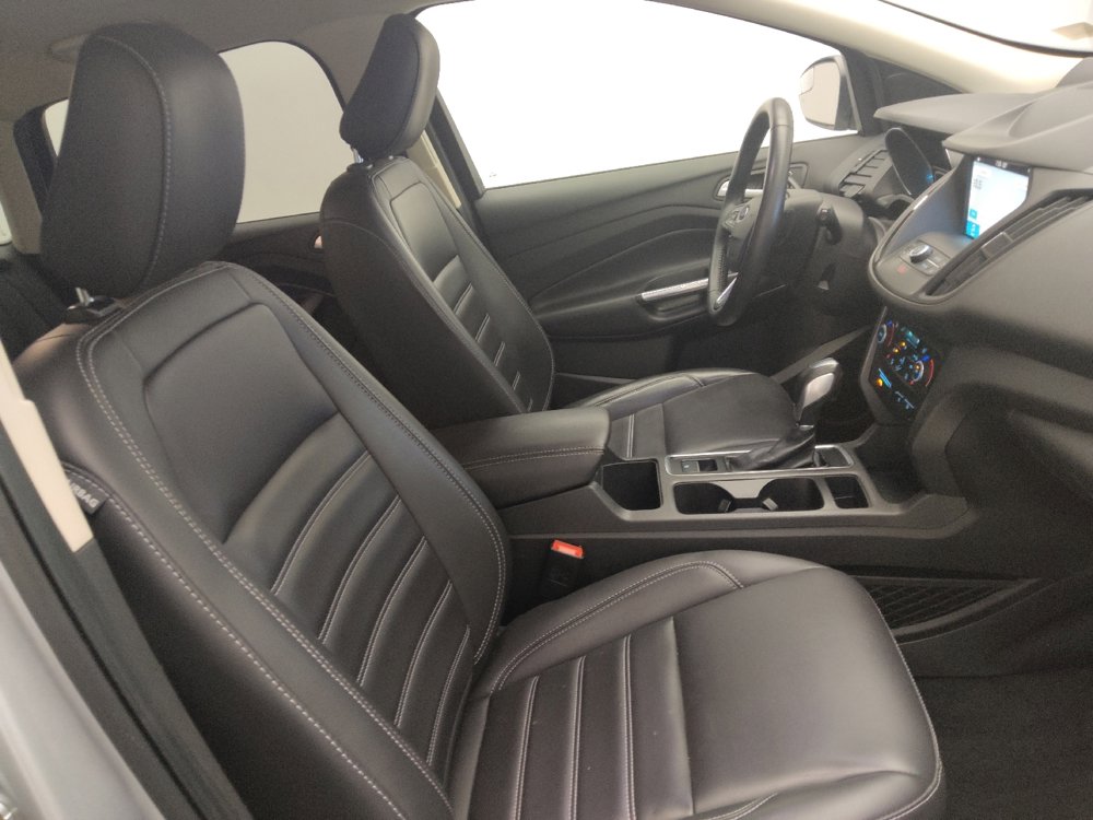 Used 2019 Ford Escape SEL image 21