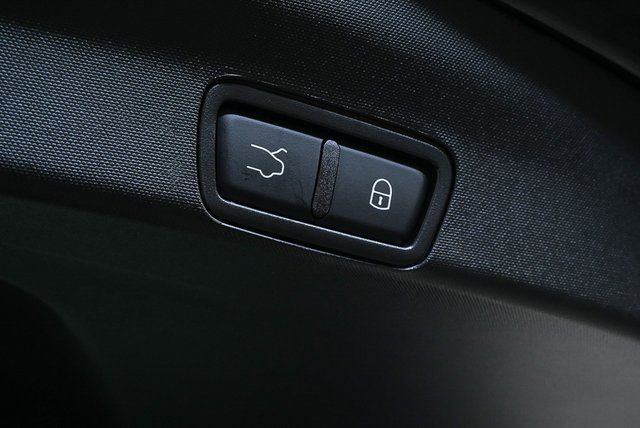 New 2025 Alfa Romeo Stelvio Sprint image 32