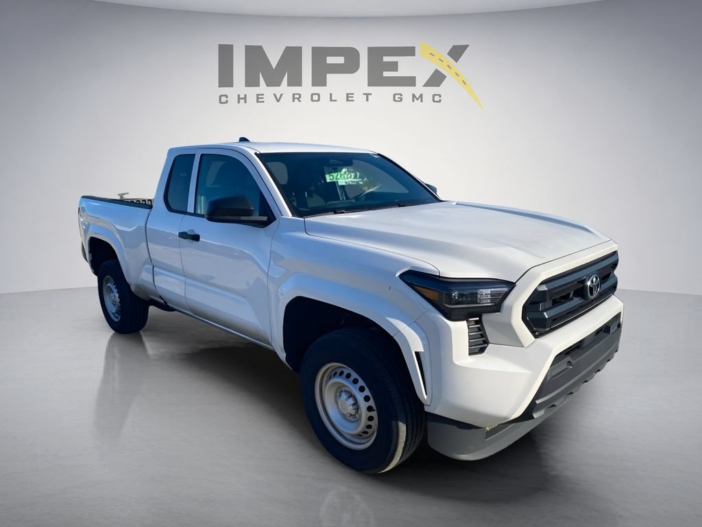 Used 2025 Toyota Tacoma SR RWD image 7