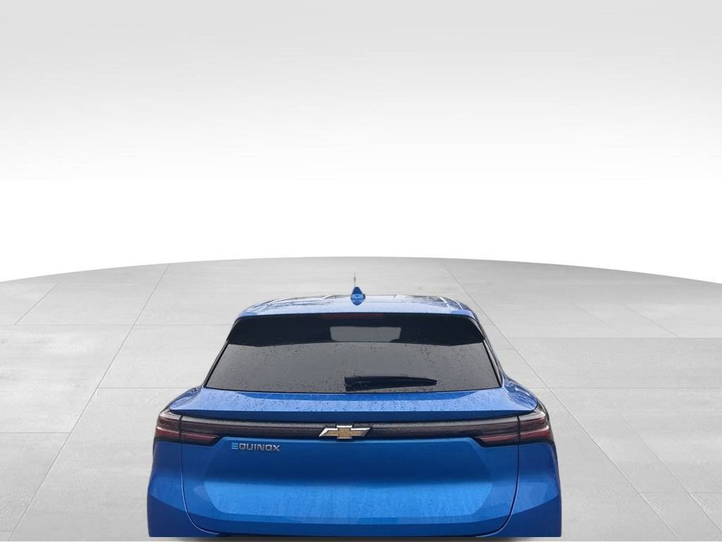 Used 2025 Chevrolet Equinox EV LT image 10