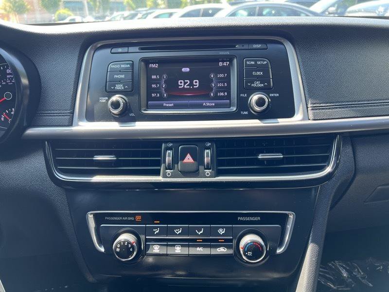 Used 2017 Kia Optima LX FWD image 12