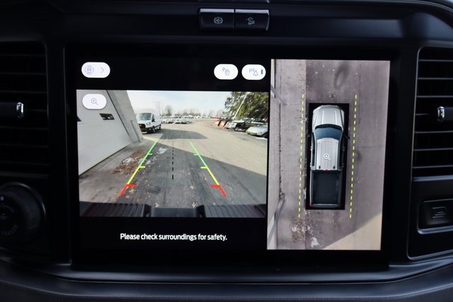 Used 2025 Ford F350 Platinum image 9