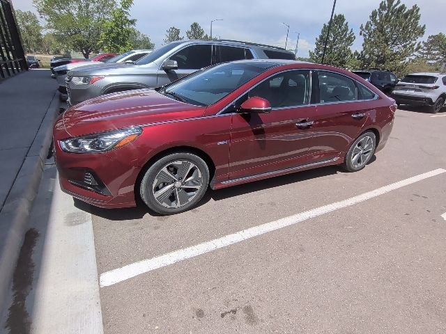 Used 2018 Hyundai Sonata Limited w/ Ultimate Package 02 FWD image 2