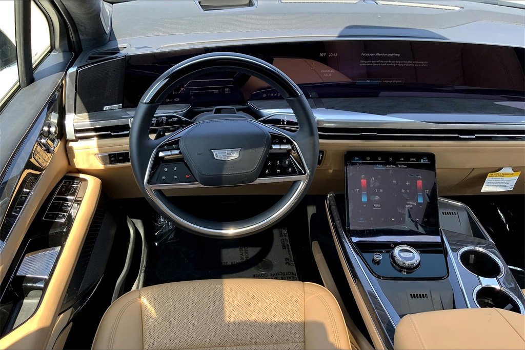 New 2025 Cadillac Escalade IQ Luxury 2 image 23