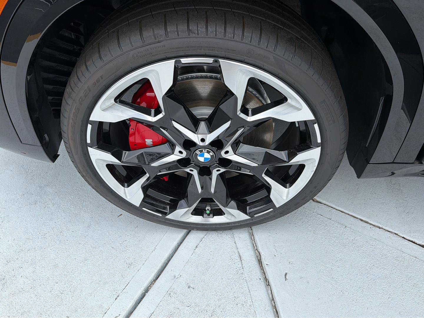 New 2026 BMW X2 xDrive28i w/ Technology Package AWD/4WD image 36