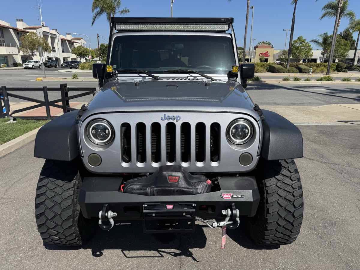 Used 2015 Jeep Wrangler Unlimited Sport AWD/4WD image 11