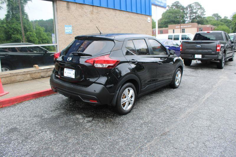 Used 2020 Nissan Kicks S FWD image 6