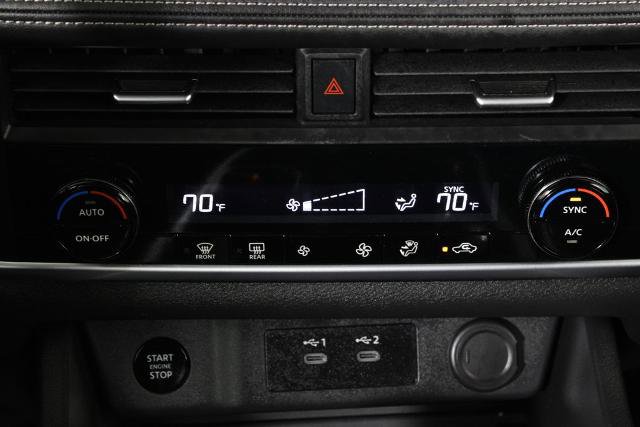 Certified 2025 Nissan Rogue SV image 21