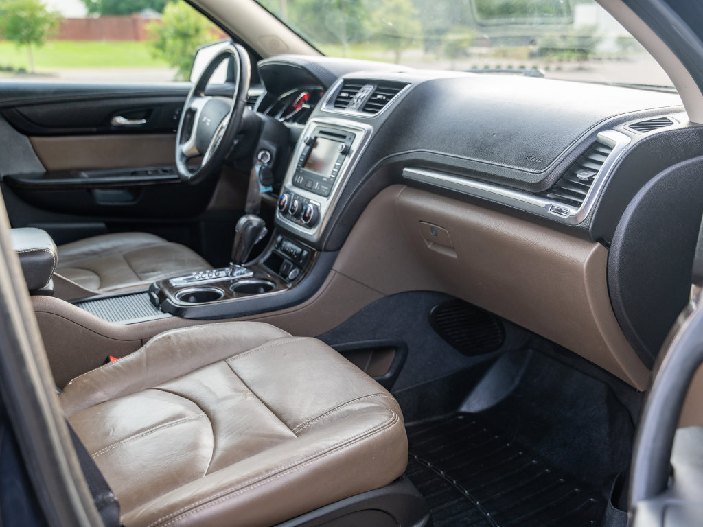 Used 2015 GMC Acadia SLT FWD image 18