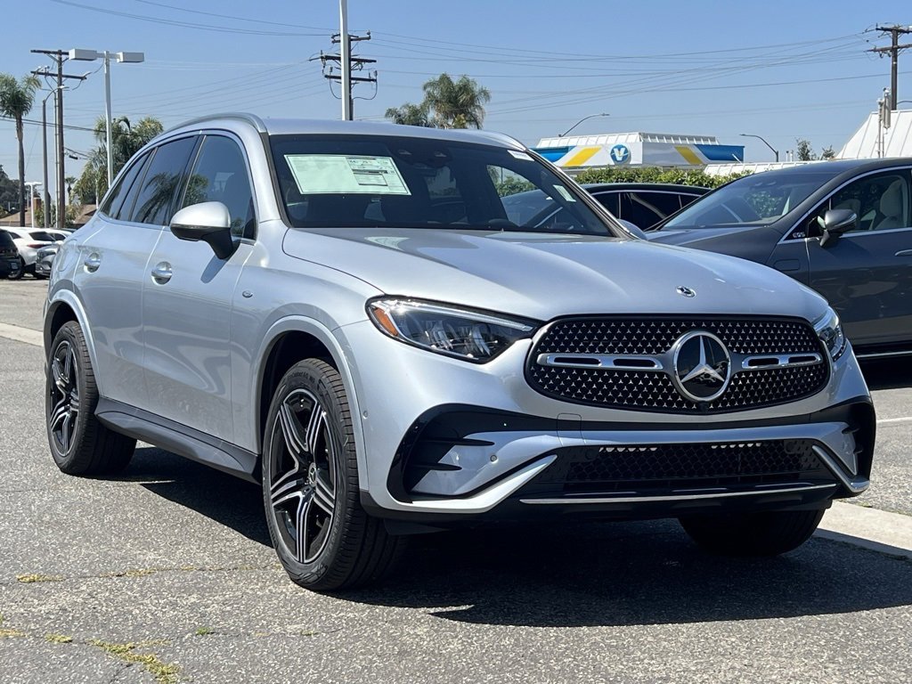 New 2025 Mercedes-Benz GLC 350e 4MATIC
