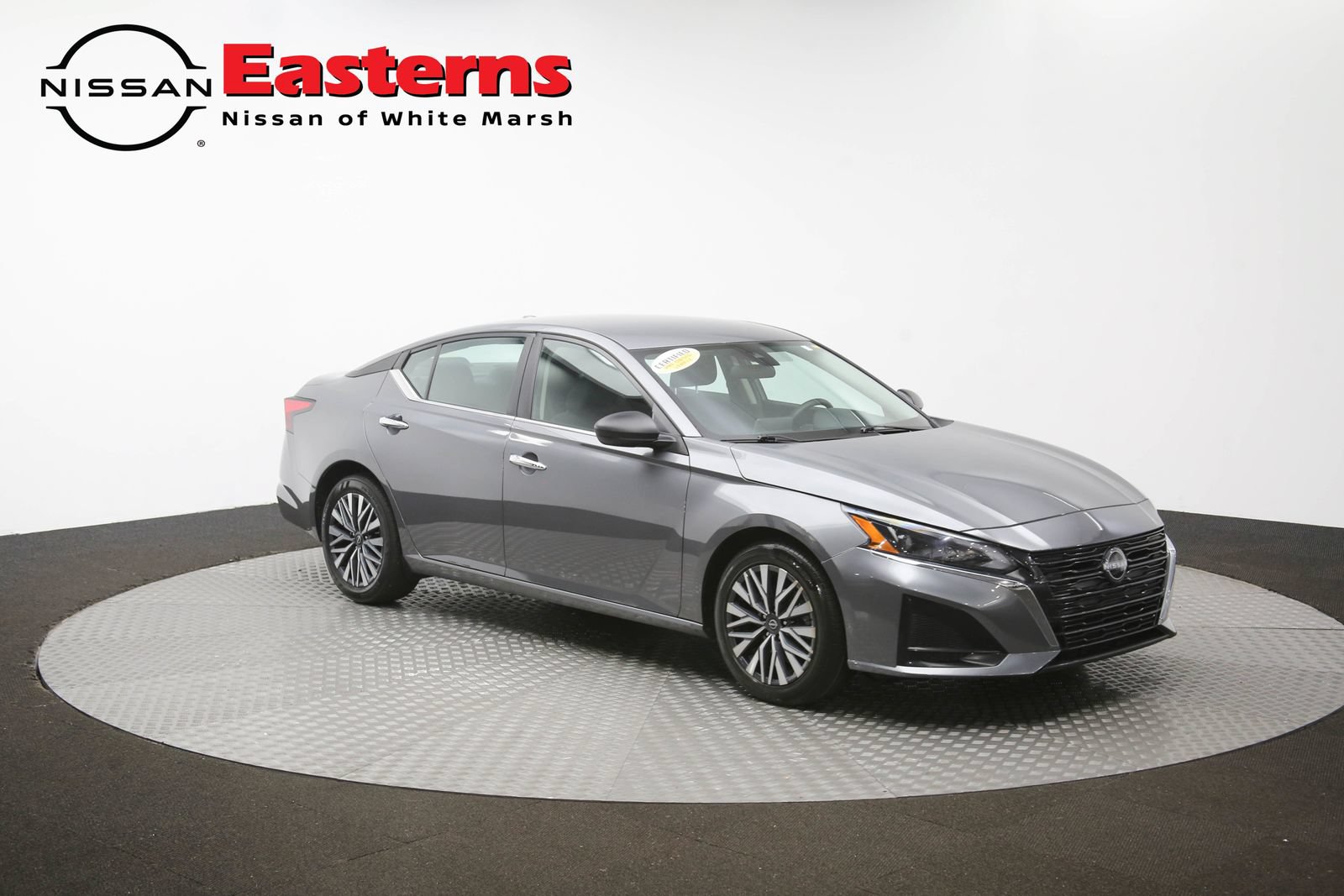 Used 2025 Nissan Altima 2.5 SV FWD image 47