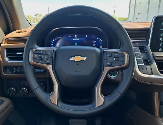 Used 2024 Chevrolet Tahoe High Country RWD image 15