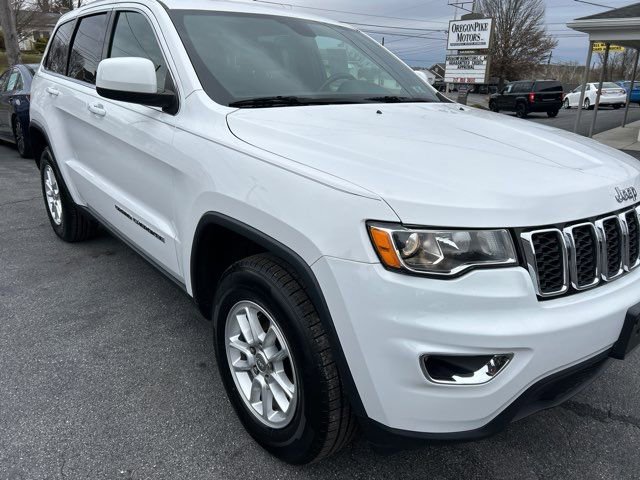 Used 2020 Jeep Grand Cherokee Laredo image 6