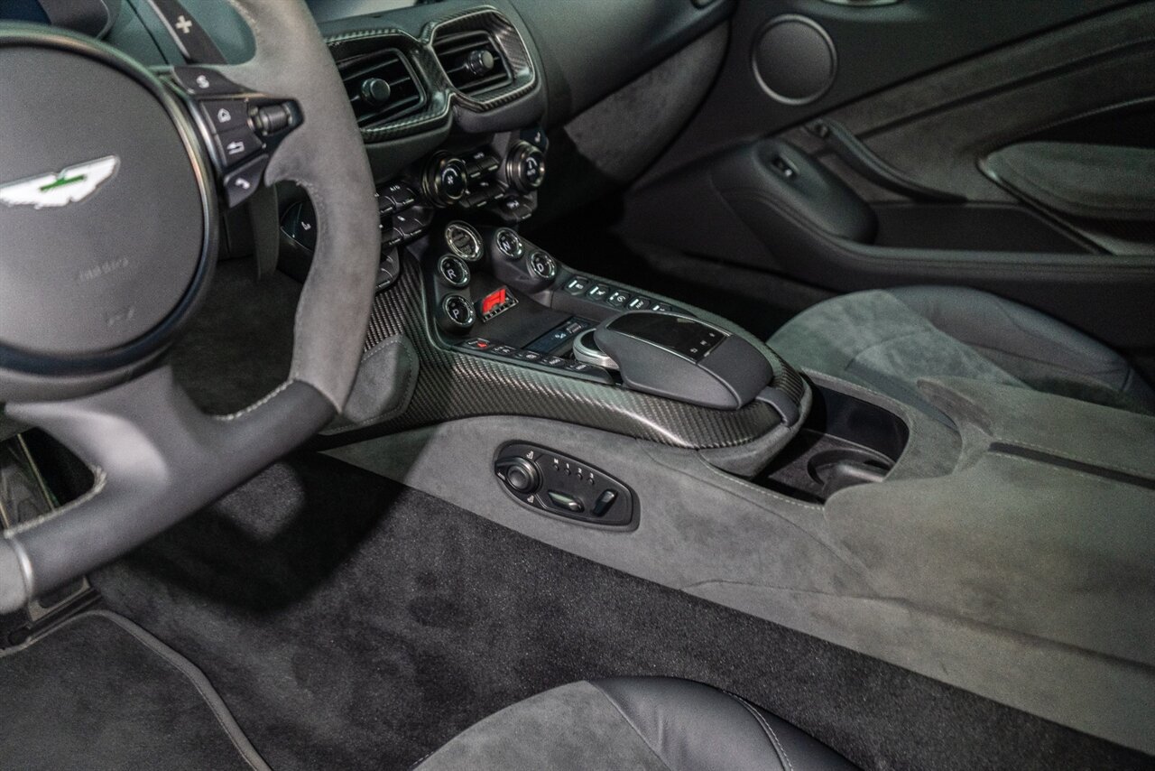 Used 2023 Aston Martin V8 Vantage Coupe RWD image 65