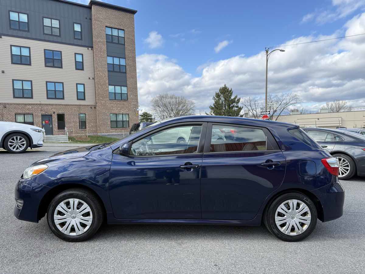 Used 2013 Toyota Matrix L image 4