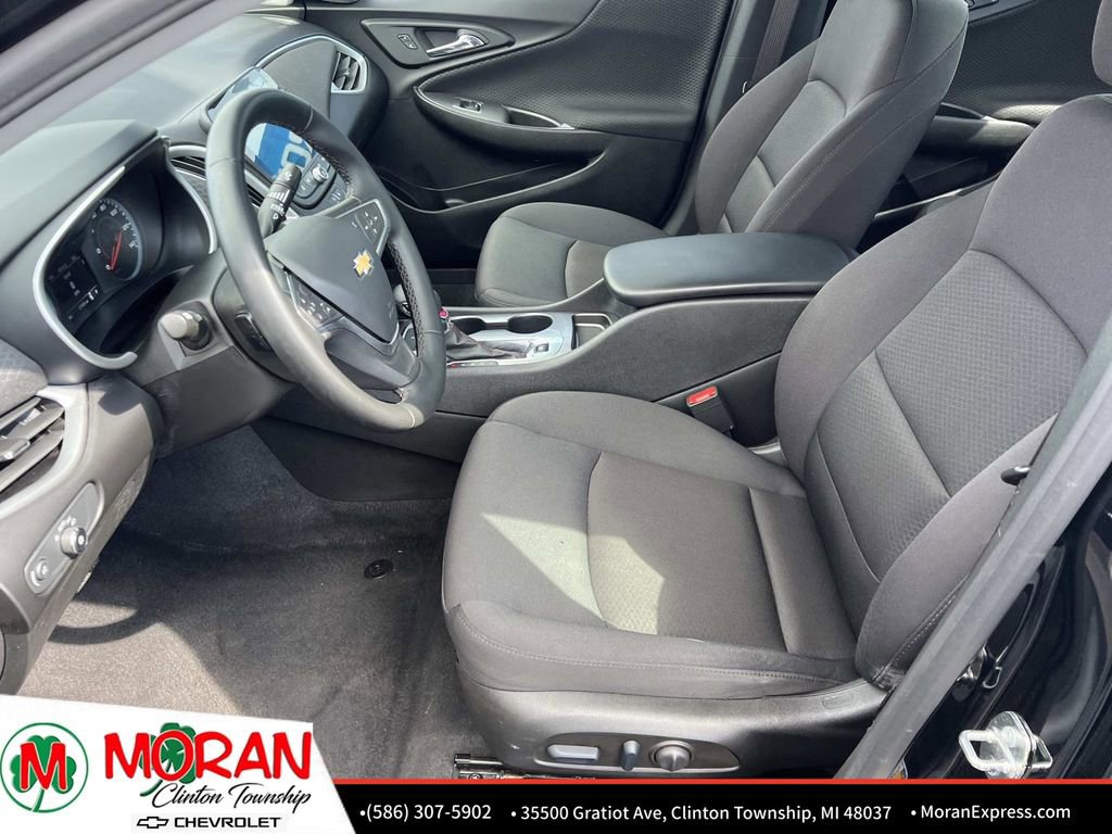Used 2023 Chevrolet Malibu RS image 16