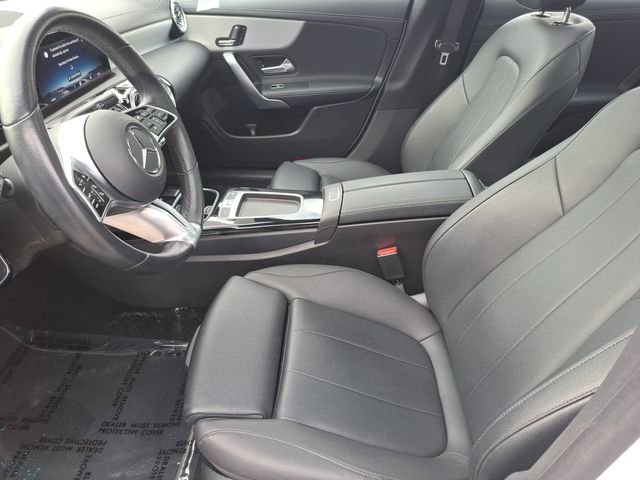 Used 2025 Mercedes-Benz CLA 250 4MATIC image 24