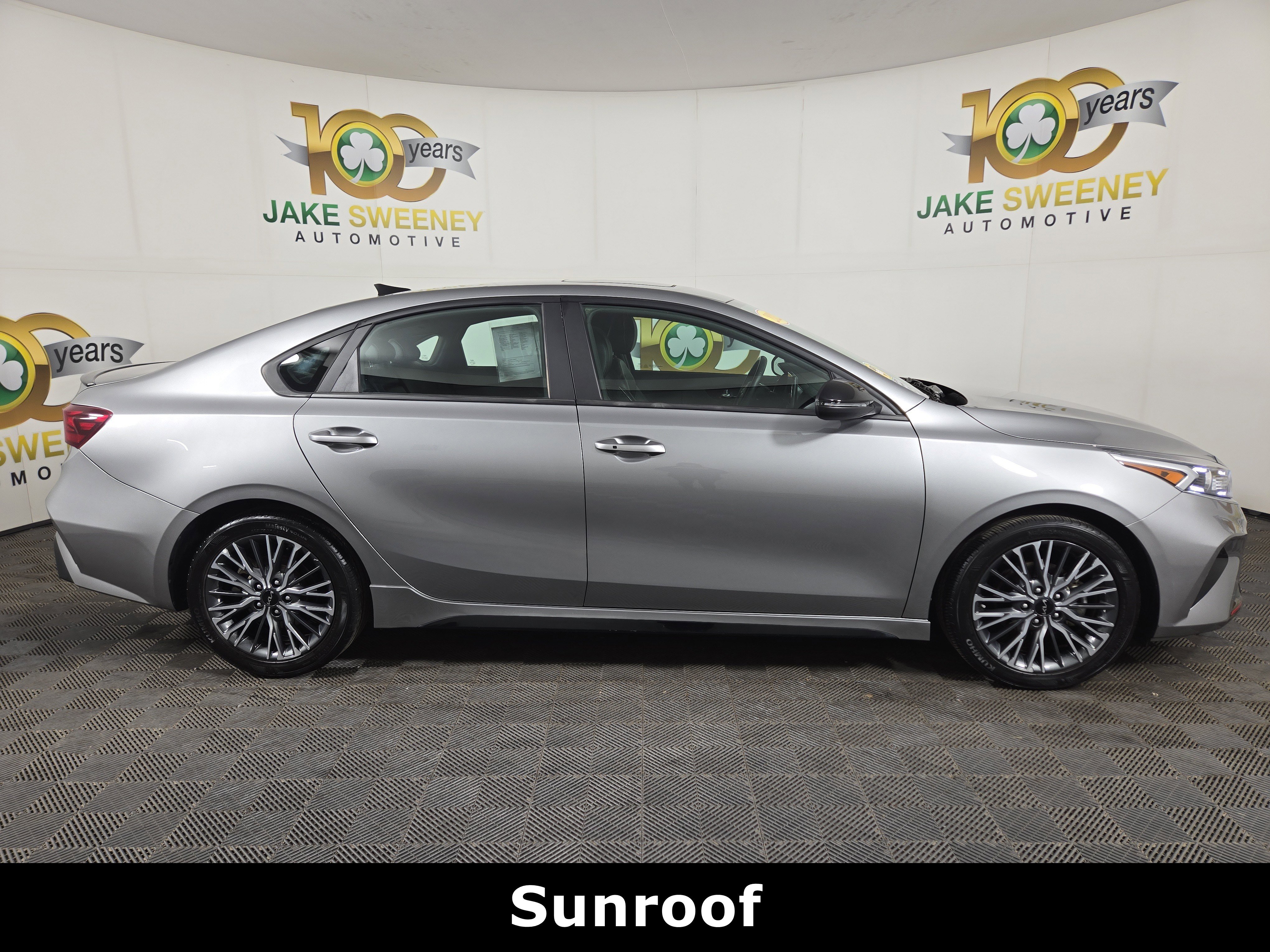 Used 2022 Kia Forte GT-Line w/ GT-Line Premium Package image 10