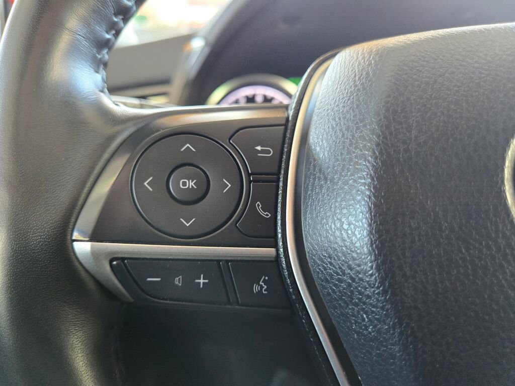 Used 2023 Toyota Camry XLE w/ Cold Weather Package FWD image 18