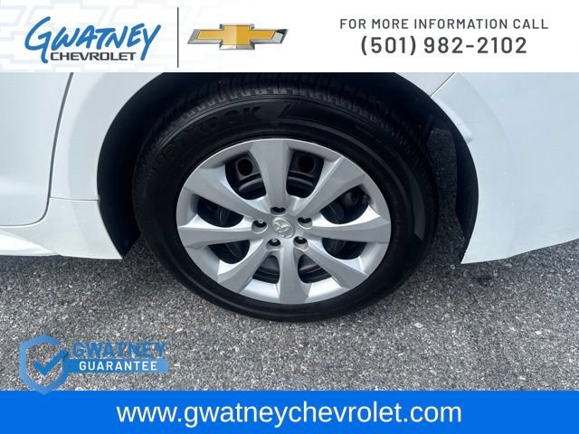 Used 2024 Toyota Corolla LE FWD image 10
