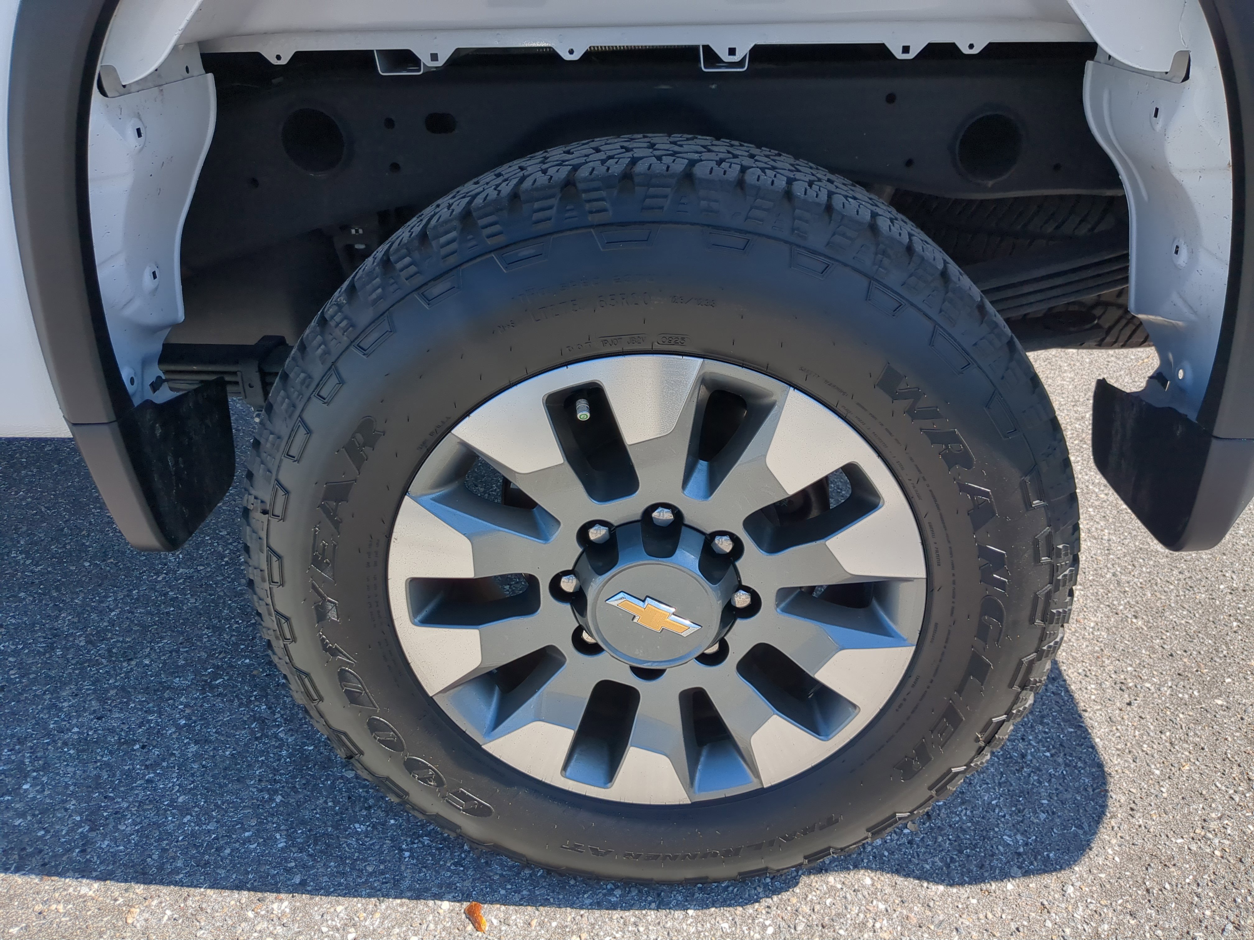 Certified 2025 Chevrolet Silverado 2500 Custom w/ Custom Value Package image 34