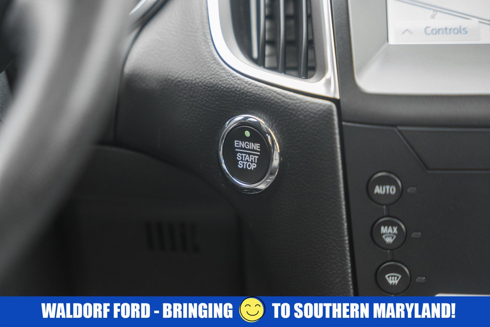 Certified 2020 Ford Edge Titanium w/ Cargo Accessory Package image 27